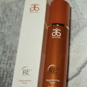 Arbonne RE9 Orange Regenerating Toner